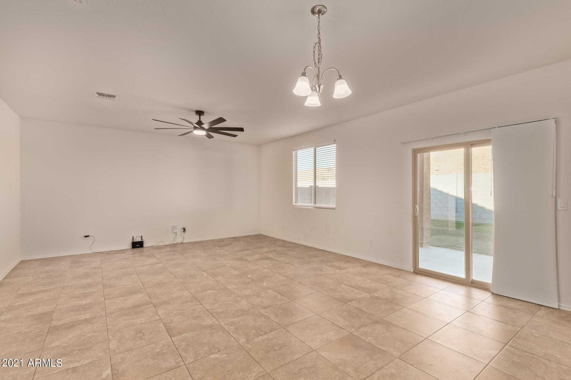 11644 West Redfield Road El Mirage, AZ 85335 - Photo 10 of 40 07 - Redfield