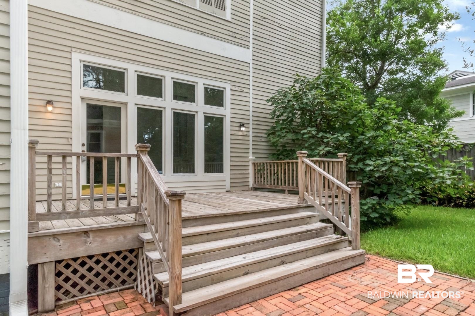 959 Dauphin Street Mobile, AL 36604 - Photo 42 of 43 View of wooden terrace