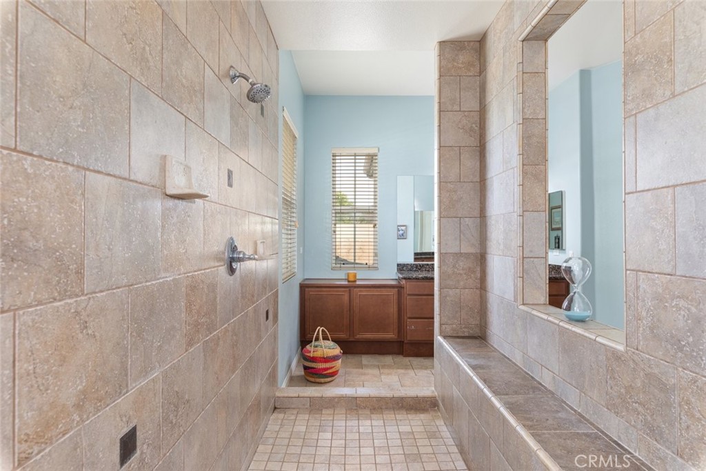 17970 Wildwood Creek Road Riverside, CA 92504 - Photo 30 of 54