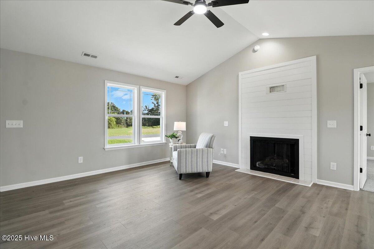 73 Grace Pond Avenue Benson, NC 27504 - Photo 7 of 28 08-73 Grace Pond Ave-8