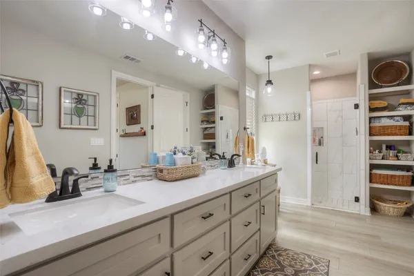 $260,000 | 16 Westwood Drive West, Trinity, TX 75862