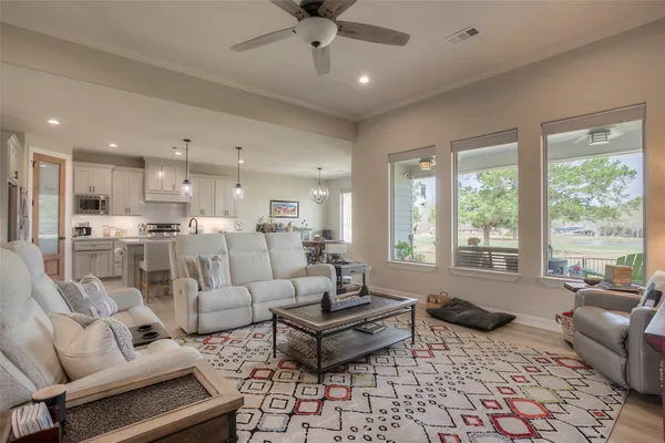 $260,000 | 16 Westwood Drive West, Trinity, TX 75862