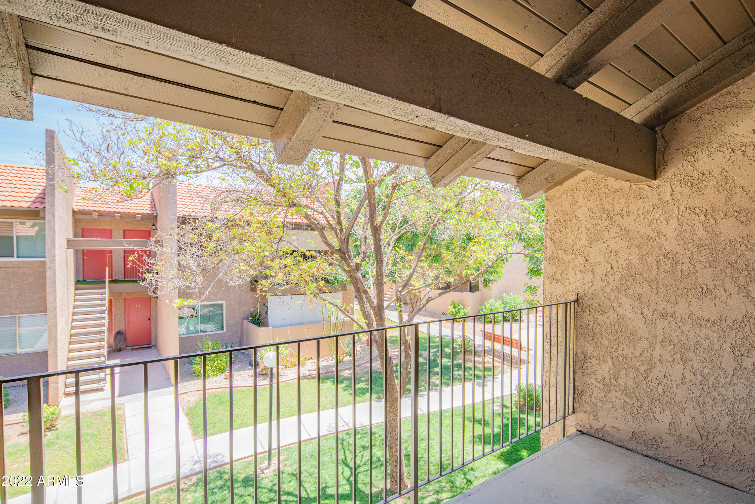 5525 East Thomas Road, Unit M7 Phoenix, AZ 85018 - Photo 16 of 27 m7-33