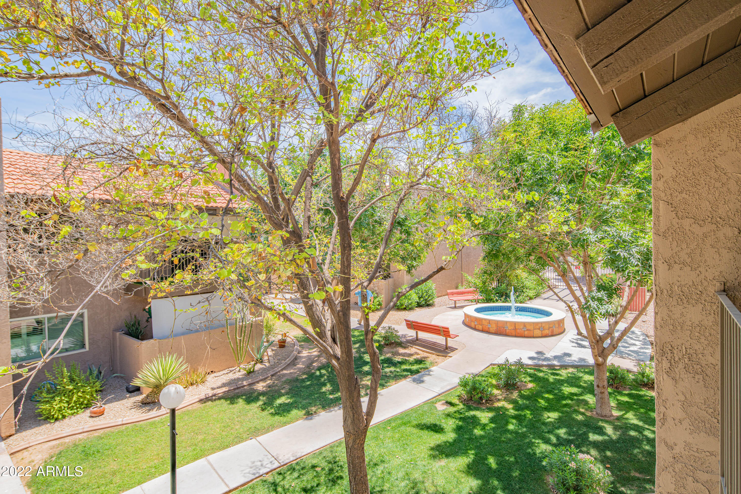5525 East Thomas Road, Unit M7 Phoenix, AZ 85018 - Photo 17 of 27 m7-35