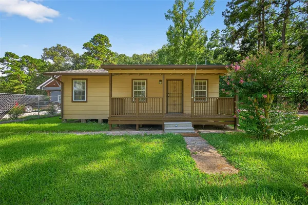 $184,990 | 109 Meadows Street, Cleveland, TX 77328
