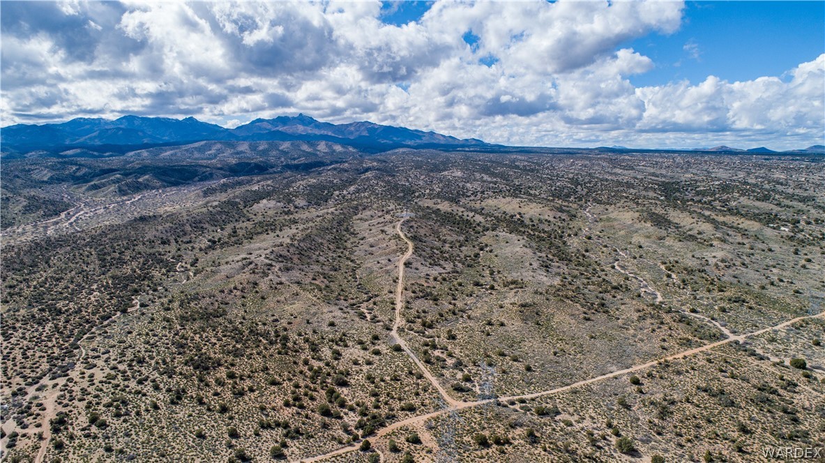 4373 South Colin Road Kingman, AZ 86401 - Photo 11 of 27 Gallery Image 11