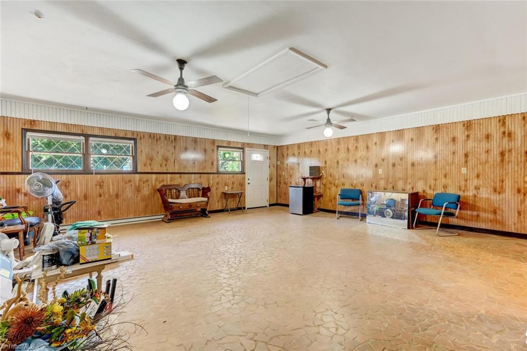 4009 Groometown Road Greensboro, NC 27407 - Photo 16 of 35