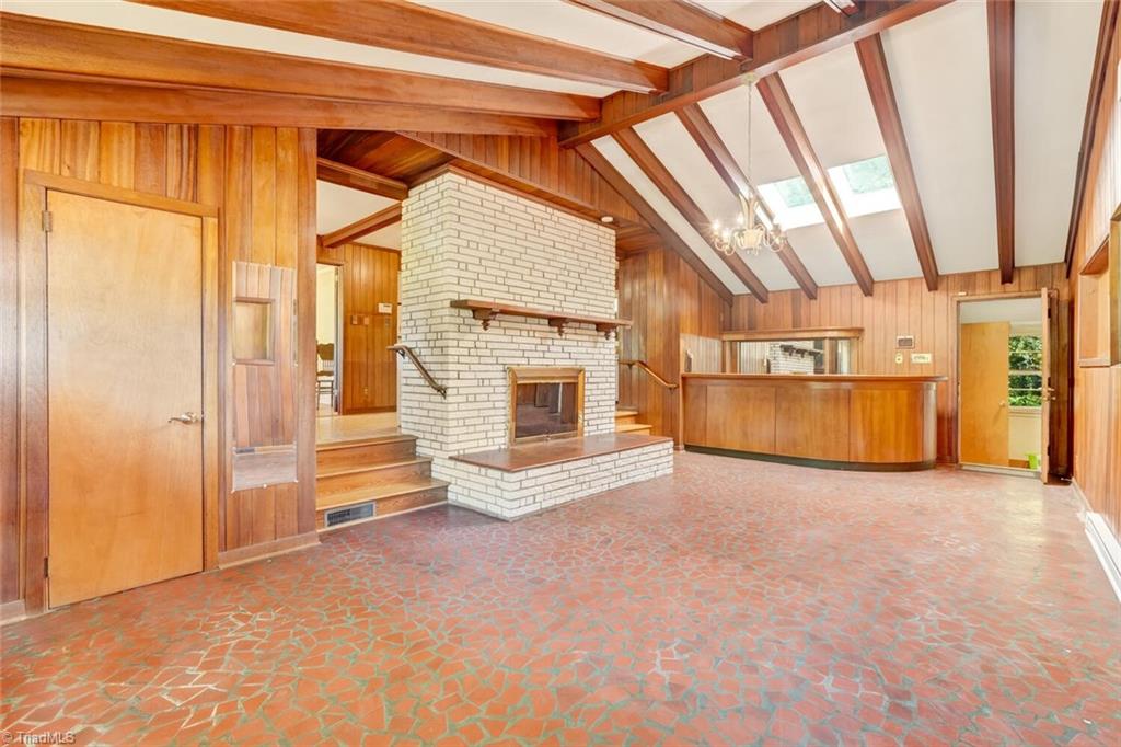 4009 Groometown Road Greensboro, NC 27407 - Photo 10 of 35