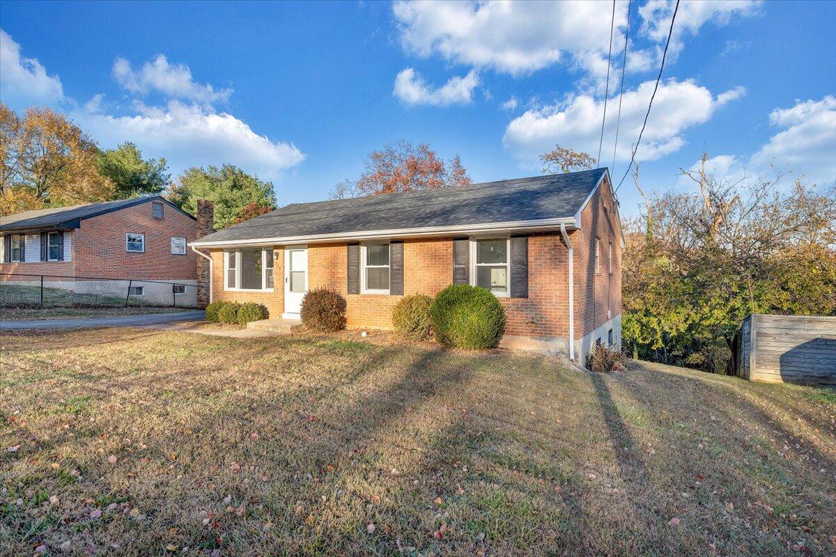 725 Ramada Road Vinton, VA 24179 - Photo 4 of 38 a view of a house with a yard
