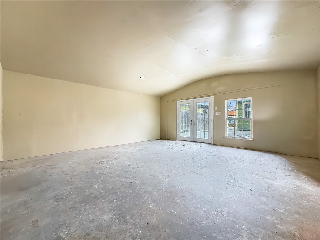 3437 Austin Street Corpus Christi, TX 78411 - Photo 22 of 35 a view of an empty room with a window