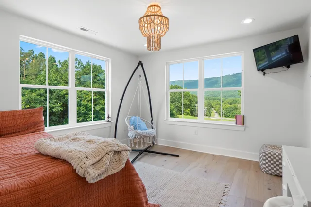 $650,000 | 240 Old Mill Road, Whitwell, TN 37397