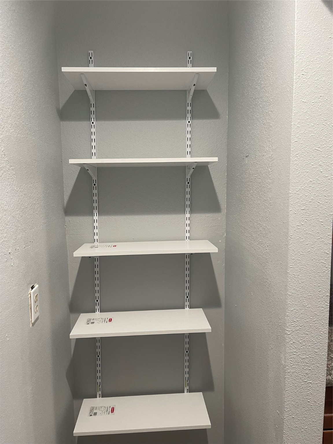 10912 Gulf Freeway, Unit 73 Houston, TX 77075 - Photo 14 of 27 a view of room