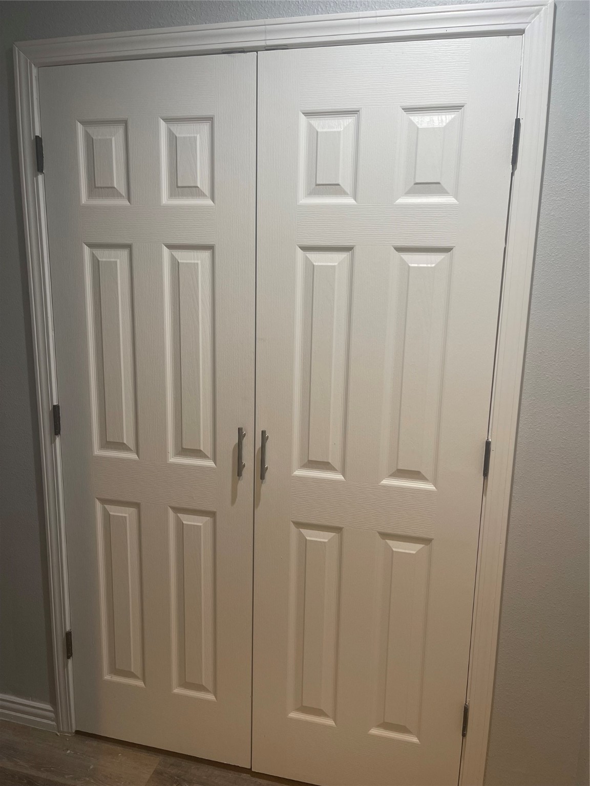 10912 Gulf Freeway, Unit 73 Houston, TX 77075 - Photo 20 of 27 a view of entryway with front door