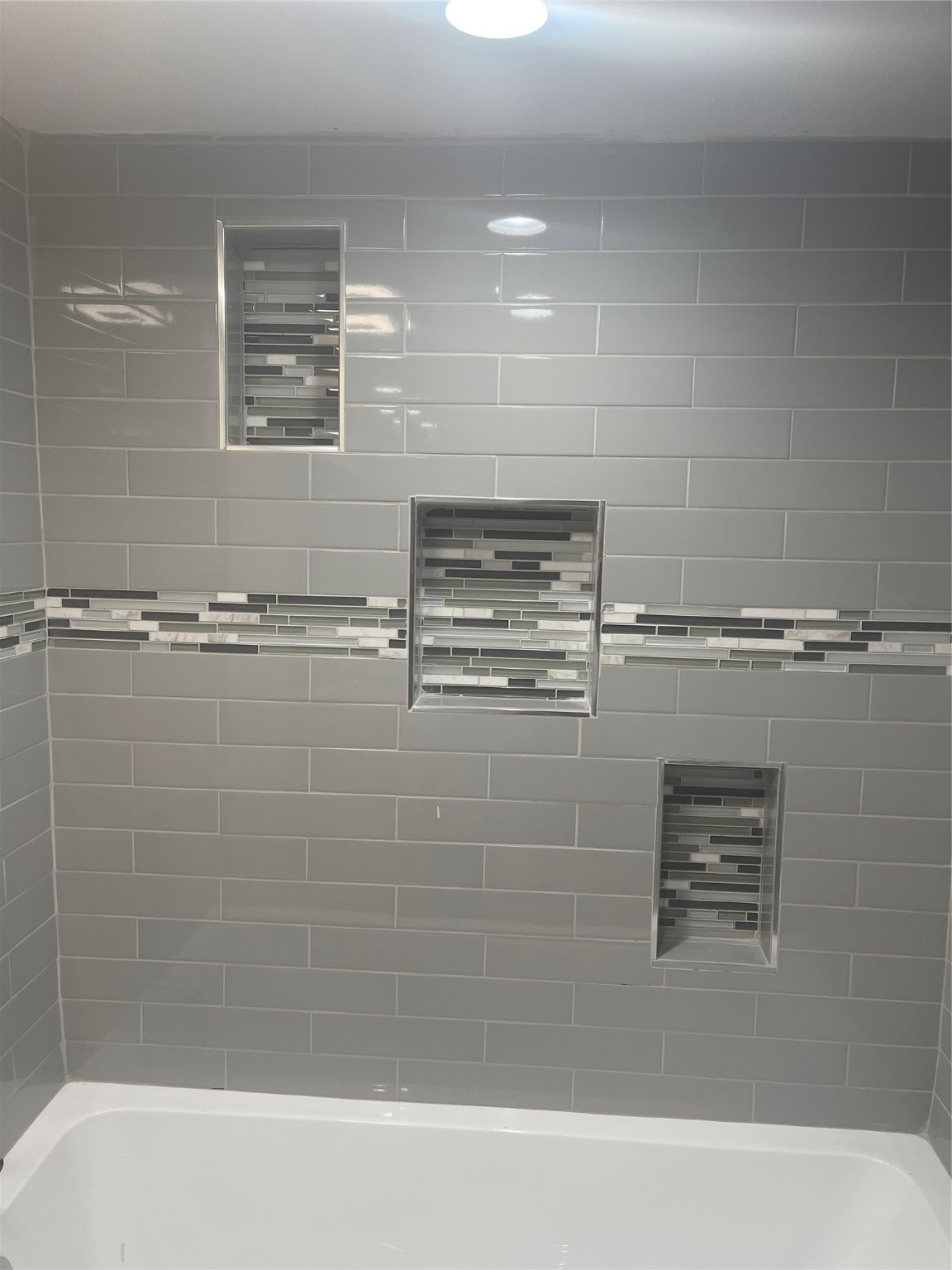 10912 Gulf Freeway, Unit 73 Houston, TX 77075 - Photo 23 of 27 a bathroom with a shower