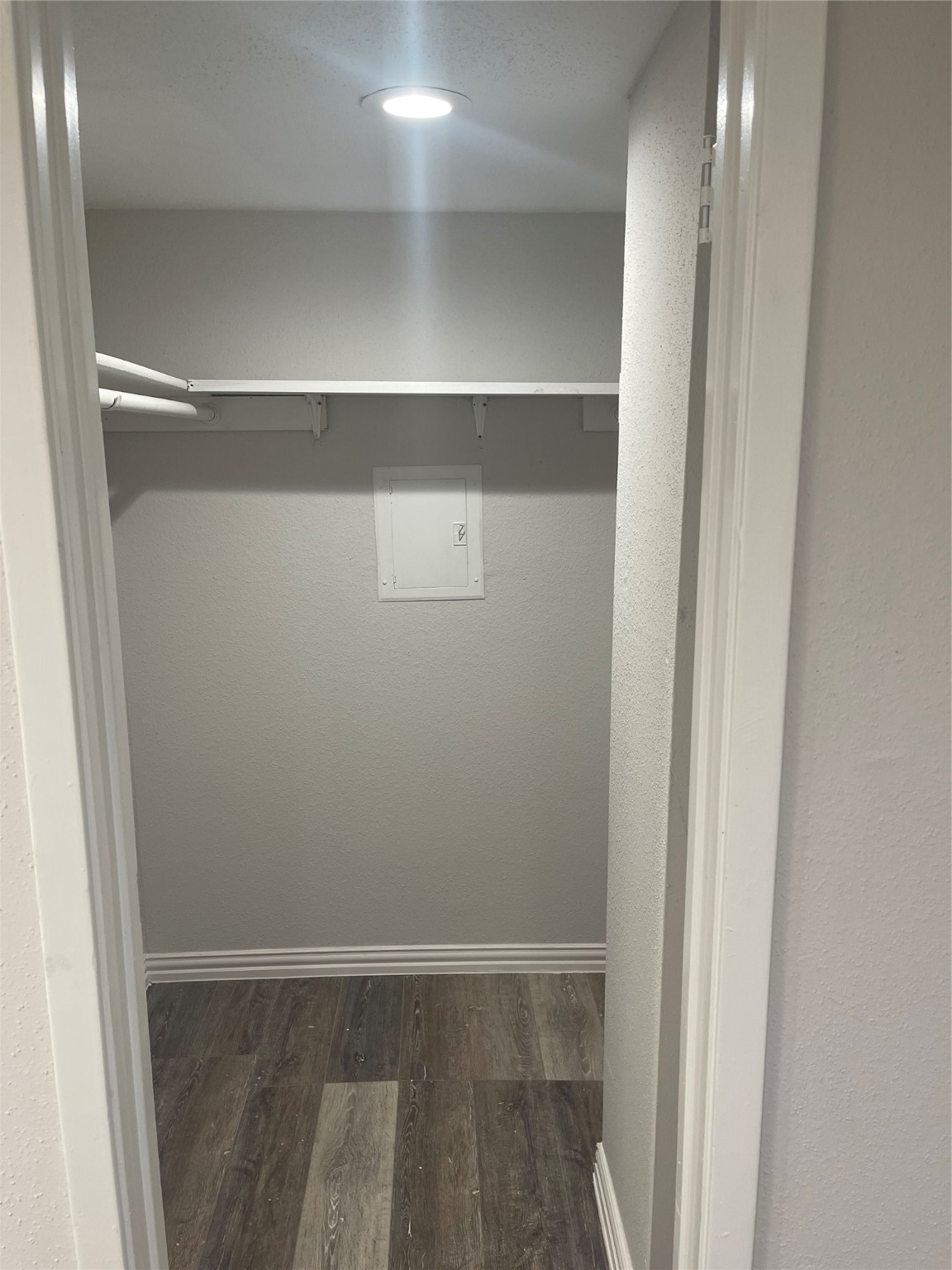 10912 Gulf Freeway, Unit 73 Houston, TX 77075 - Photo 9 of 27 a view of an empty room
