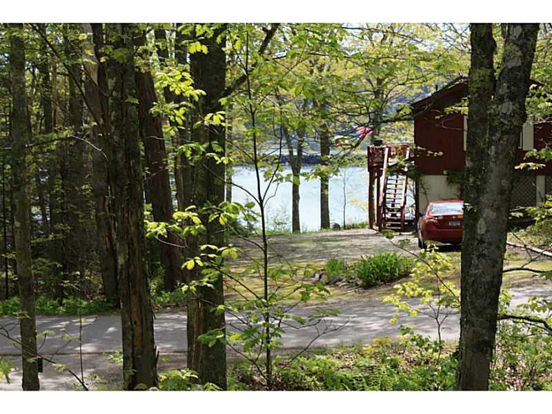 42 Samoset Trail Boothbay, ME 04544 - Photo 2 of 20 View.