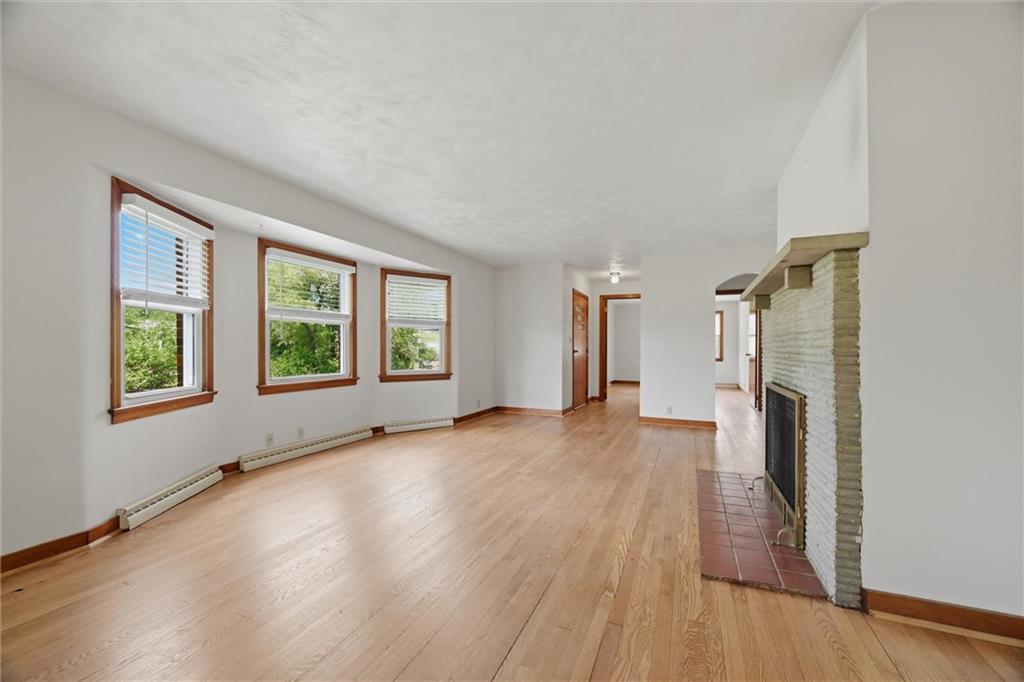 1444 Sarver Road Freeport, PA 16229 - Photo 2 of 42