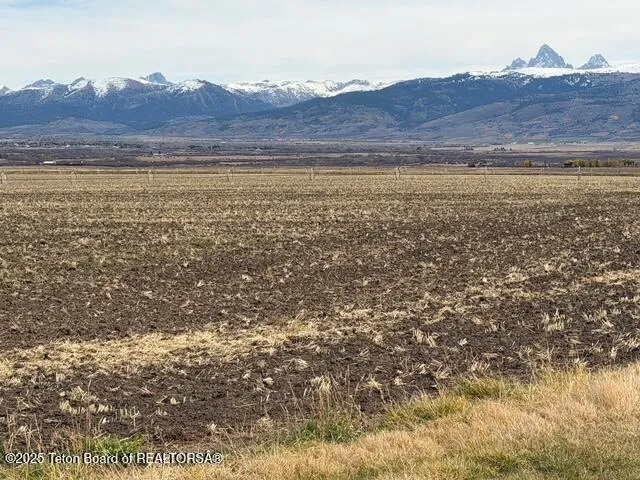 $1,950,000 | 2255 South 5000 West, Driggs, ID 83422