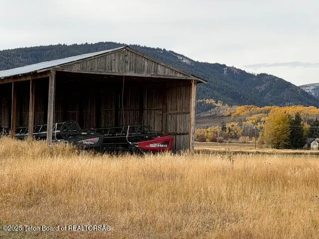 $1,950,000 | 2255 South 5000 West, Driggs, ID 83422