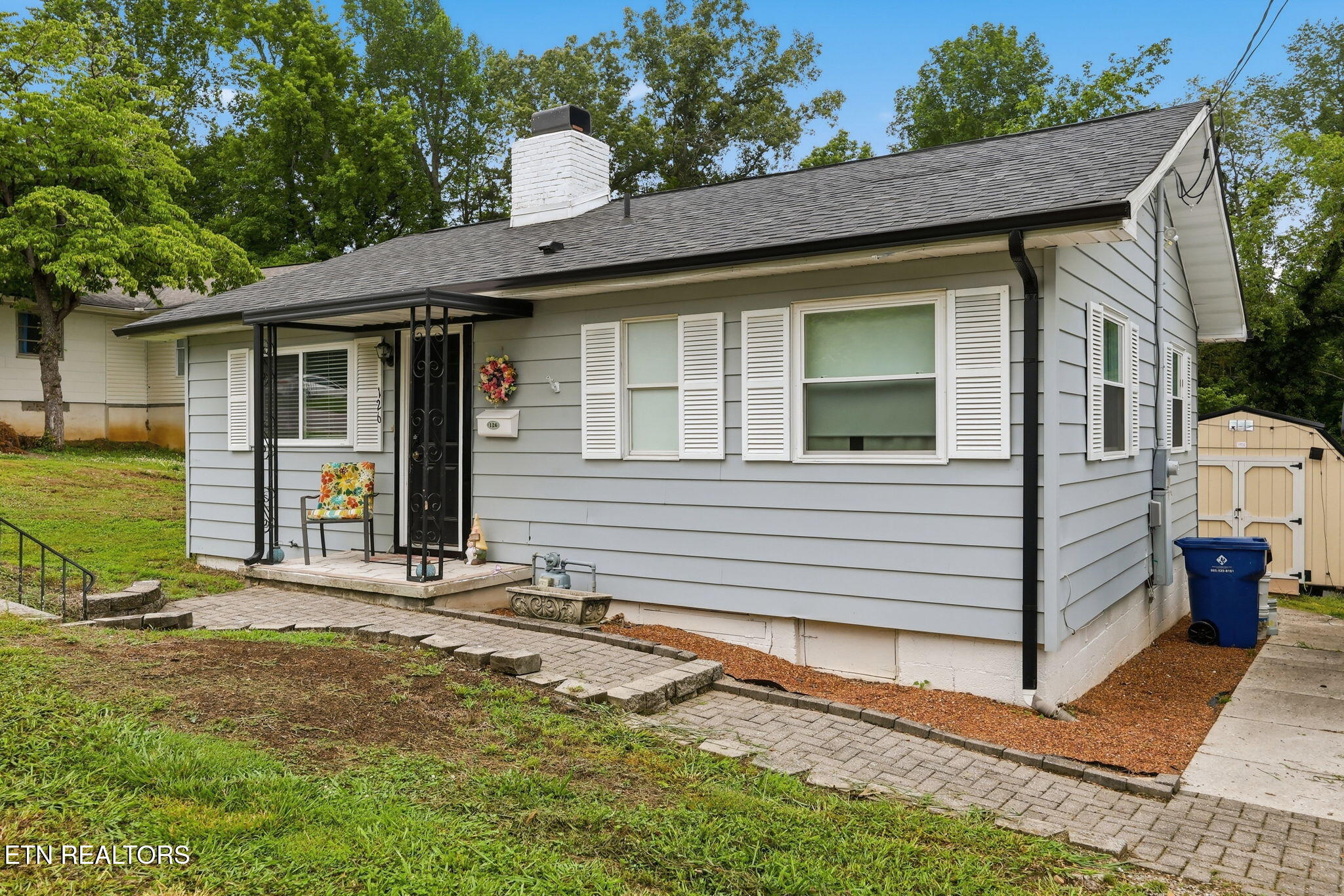 126 Kentucky Avenue Oak Ridge, TN 37830 - Photo 1 of 19 IMG_5088