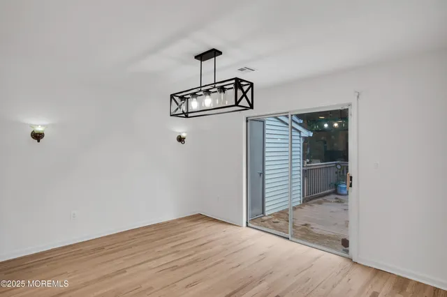 $3,650 | 9 Ambrose Lane, Unit 141, Holmdel, NJ 07733