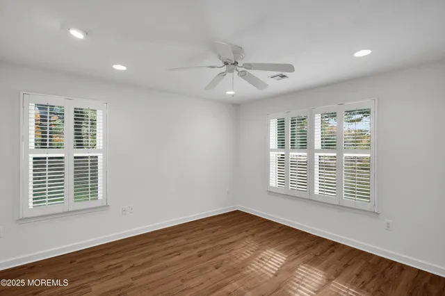 $3,650 | 9 Ambrose Lane, Unit 141, Holmdel, NJ 07733