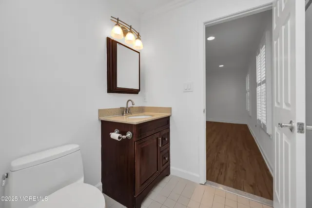 $3,650 | 9 Ambrose Lane, Unit 141, Holmdel, NJ 07733