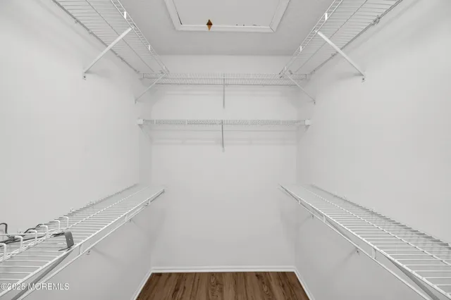 $3,650 | 9 Ambrose Lane, Unit 141, Holmdel, NJ 07733