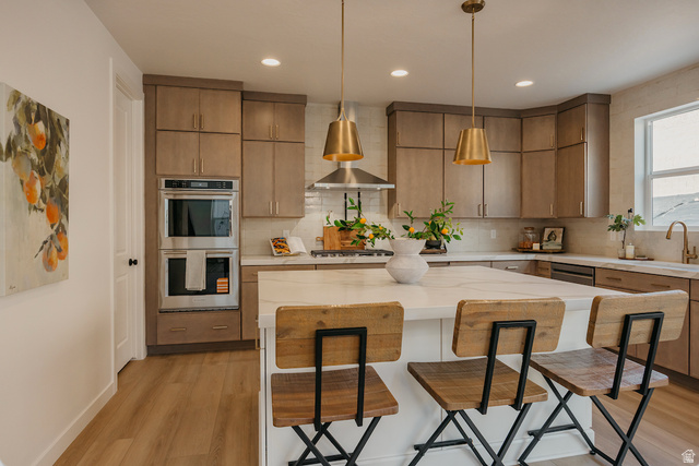 1595 West Canyon Rim Road, Unit 630 Lehi, UT 84048 - Photo 11 of 22 Photos are of a previously built Eden Farmhouse. Actual finishes and options may vary.