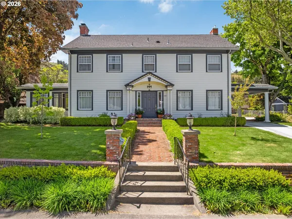$699,000 | 1504 1st Street, La Grande, OR 97850