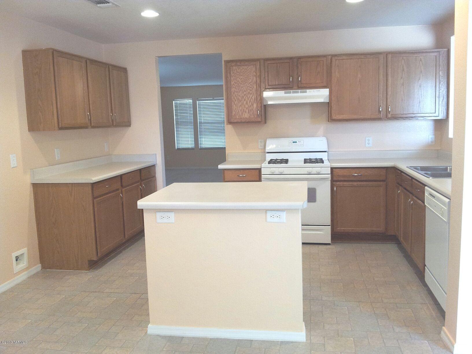 3570 North Boyce Spring Lane Tucson, AZ 85745 - Photo 5 of 19