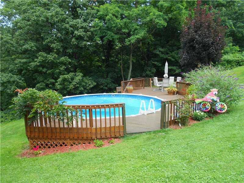 1657 Grange Road Charleroi, PA 15022 - Photo 14 of 14 Swimming Pool/Hot Tub/Sauna.