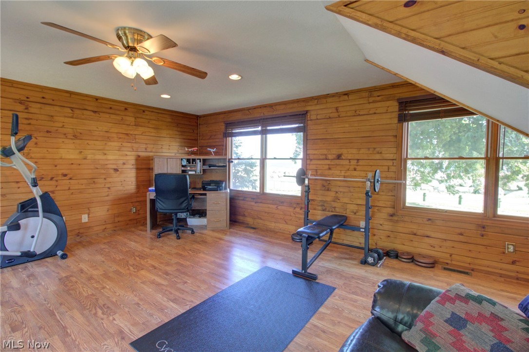 211 Cedar Point Road Sandusky, OH 44870 - Photo 19 of 25