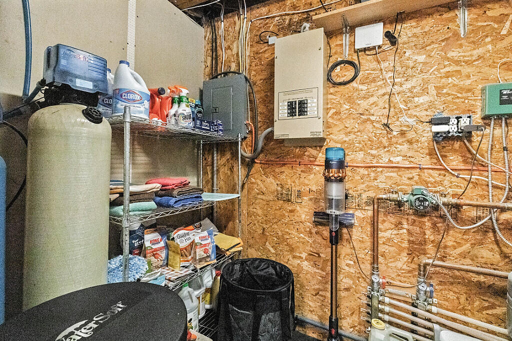 215 Mountain Road Washington, ME 04574 - Photo 42 of 76 26_BP5A7180_DxO_mls