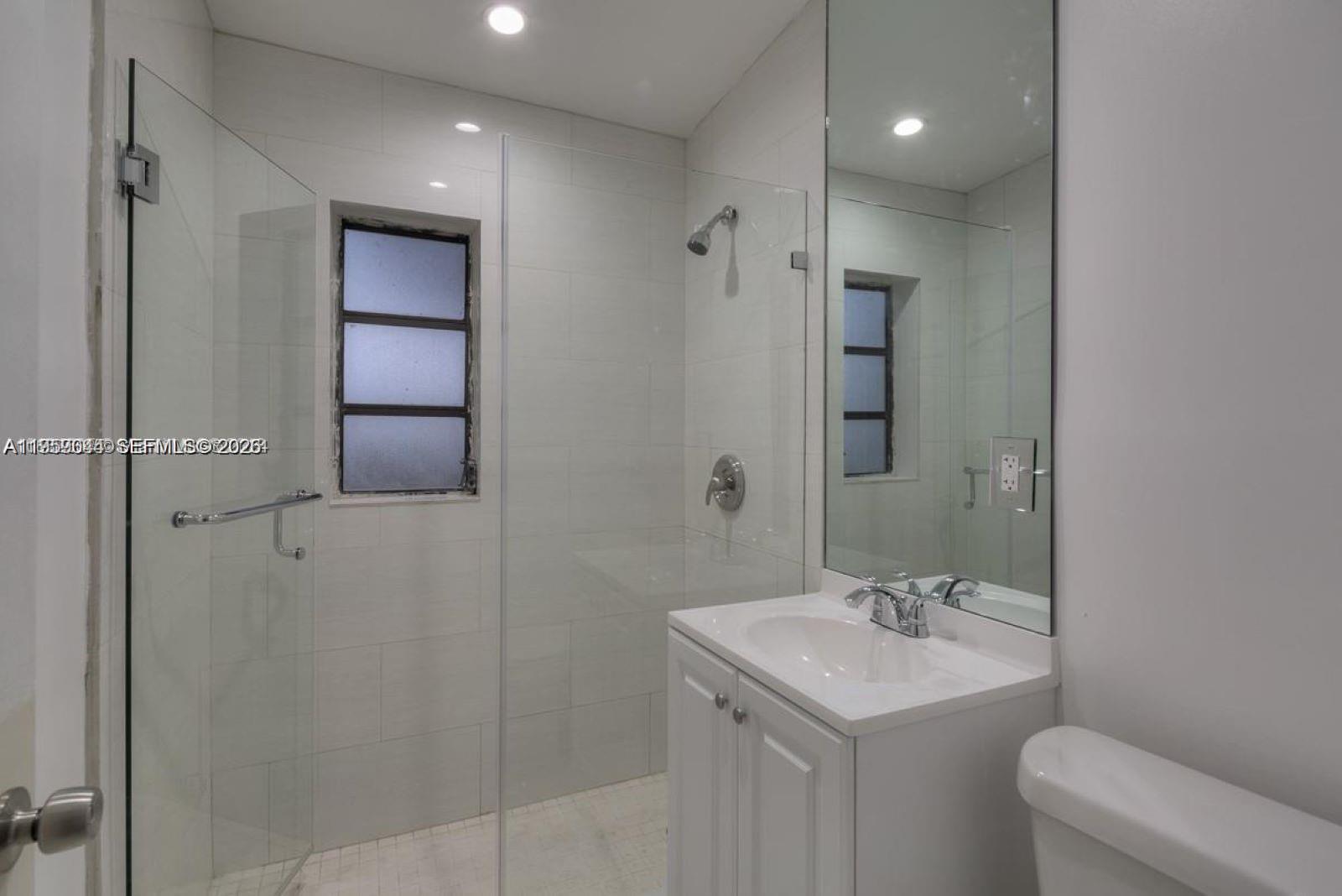 2260 Service Road Opa-Locka, FL 33054 - Photo 15 of 18