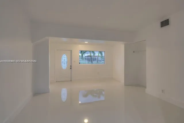 $3,100 | 2260 Service Road, Opa-Locka, FL 33054