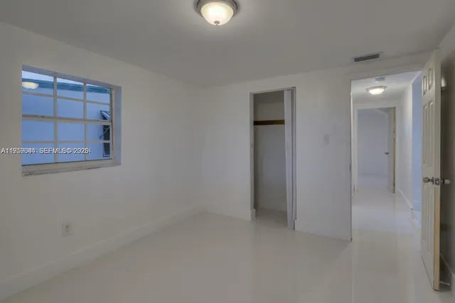 $3,100 | 2260 Service Road, Opa-Locka, FL 33054