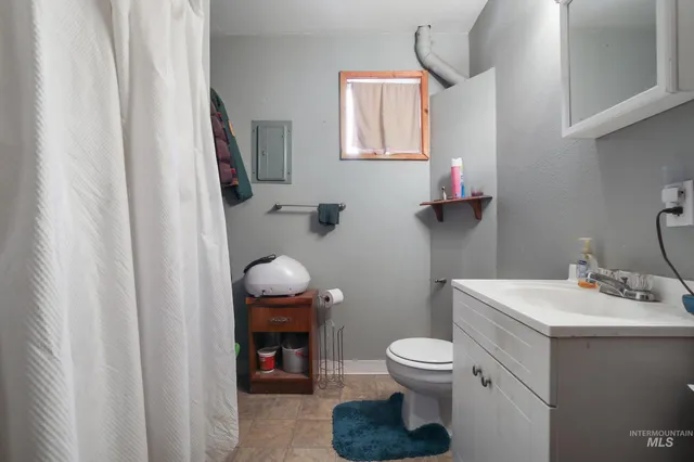 $249,900 | 301 Mcbeth, Winchester, ID 83555