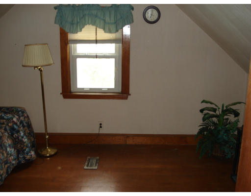 179 Rinaldo Road Weymouth, MA 02191 - Photo 12 of 13