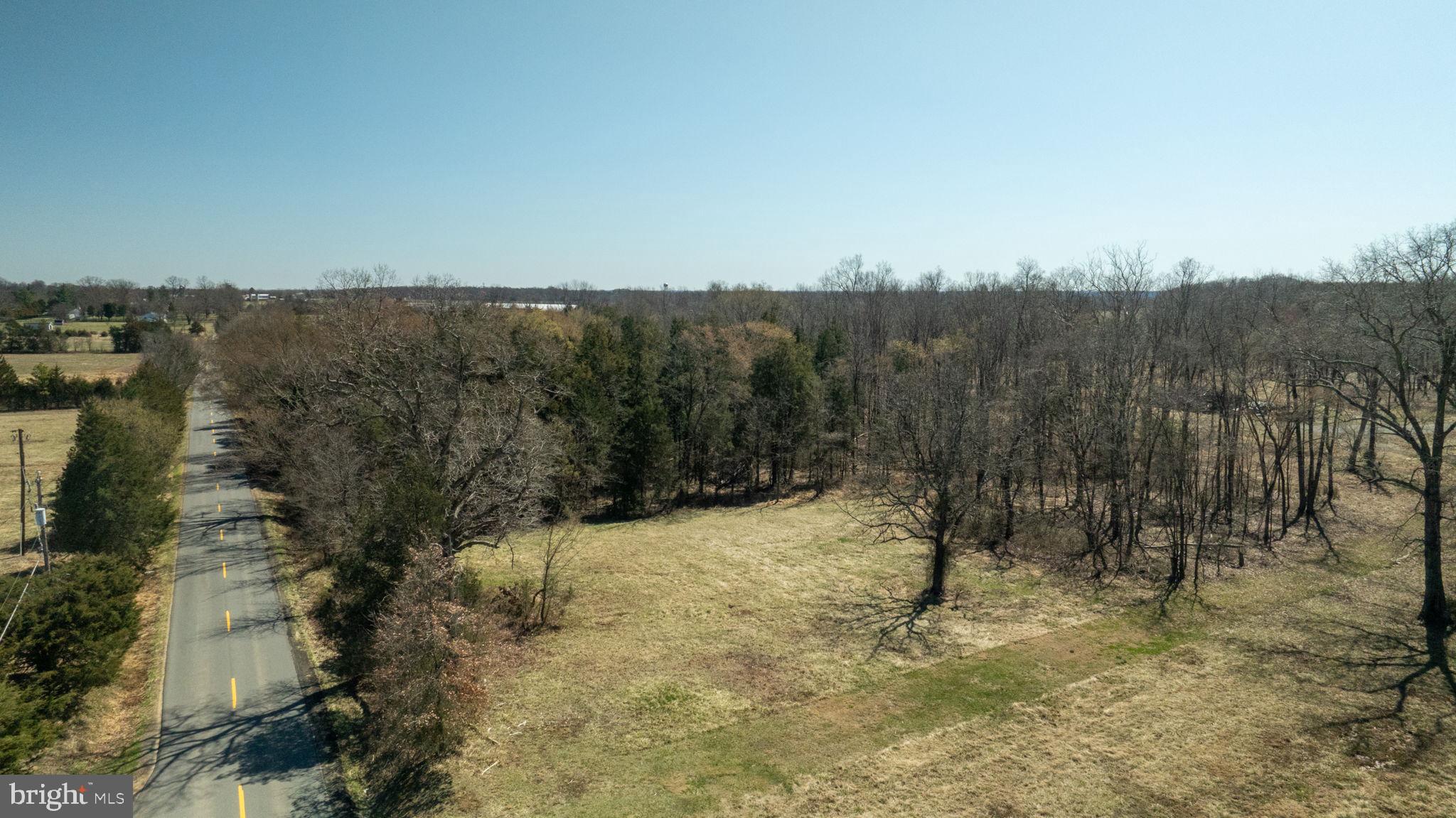 8772 Old Dumfries Road Catlett, VA 20119 - Photo 17 of 20 a view of outdoor space and mountain view