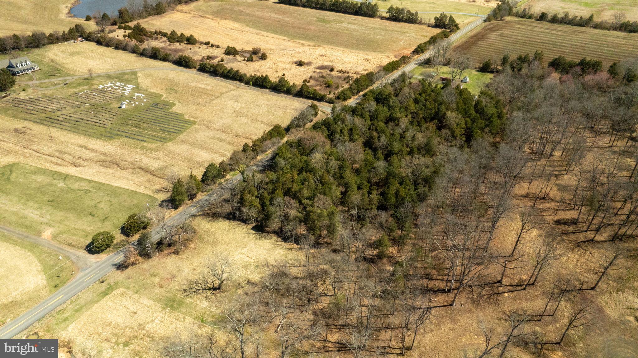 8772 Old Dumfries Road Catlett, VA 20119 - Photo 5 of 20 a view of an outdoor space and a lake view