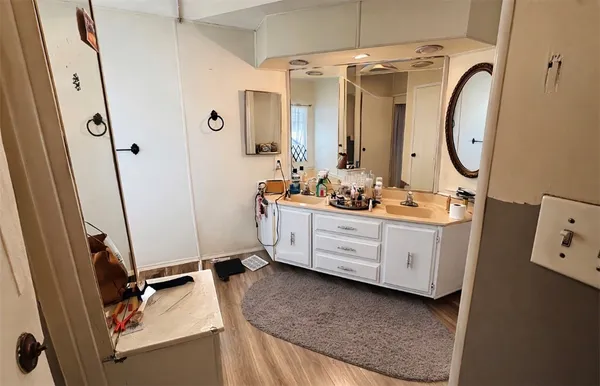 $199,900 | 16600 Downey Avenue, Unit 145, Paramount, CA 90723