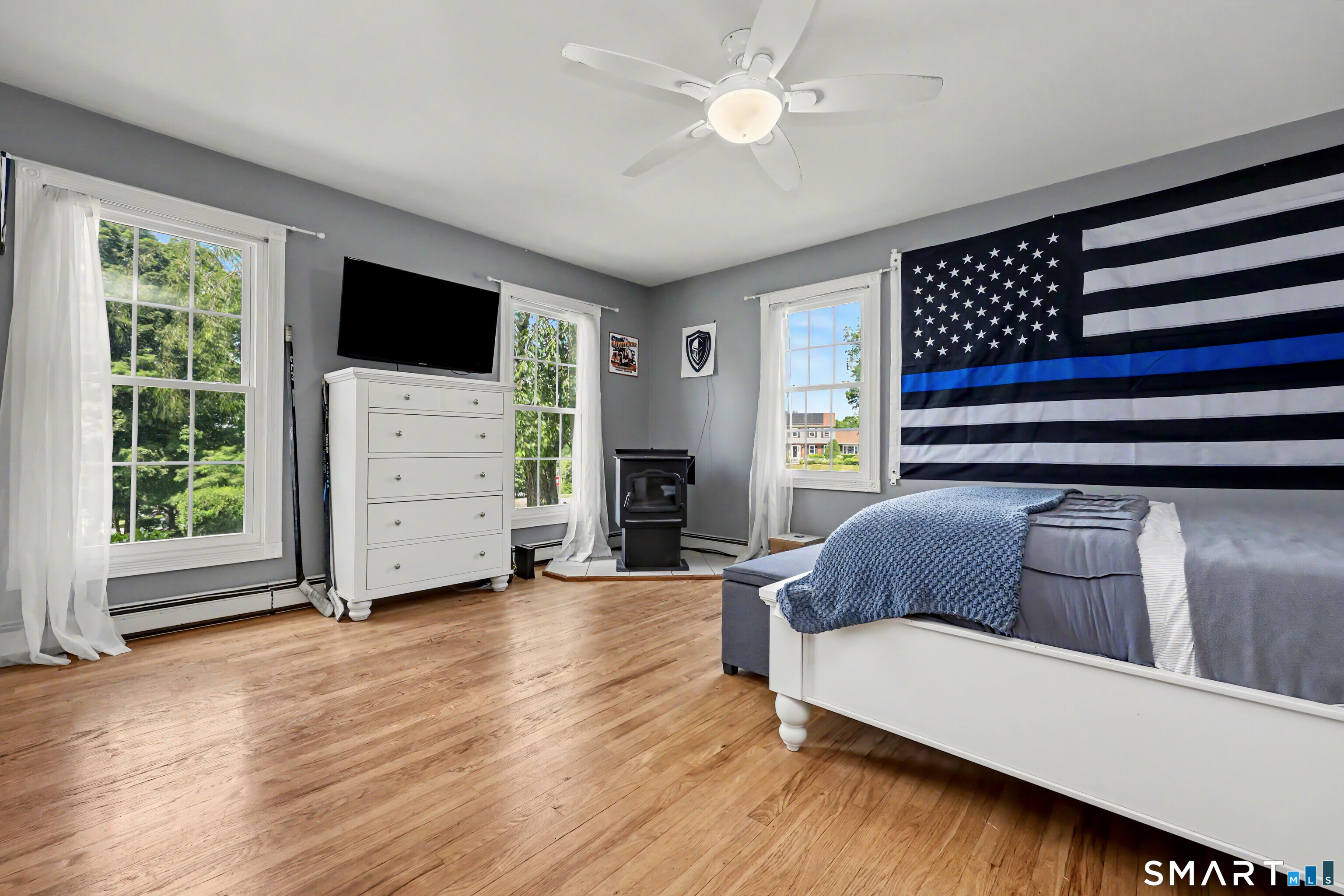 29 Pleasant View Road New Milford, CT 06776 - Photo 19 of 40 Main floor bedroom/formal living room/office