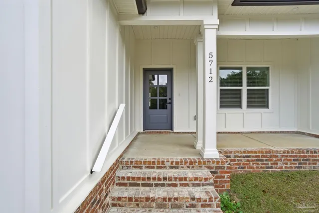 $305,000 | 5712 Riviera Drive, Milton, FL 32583