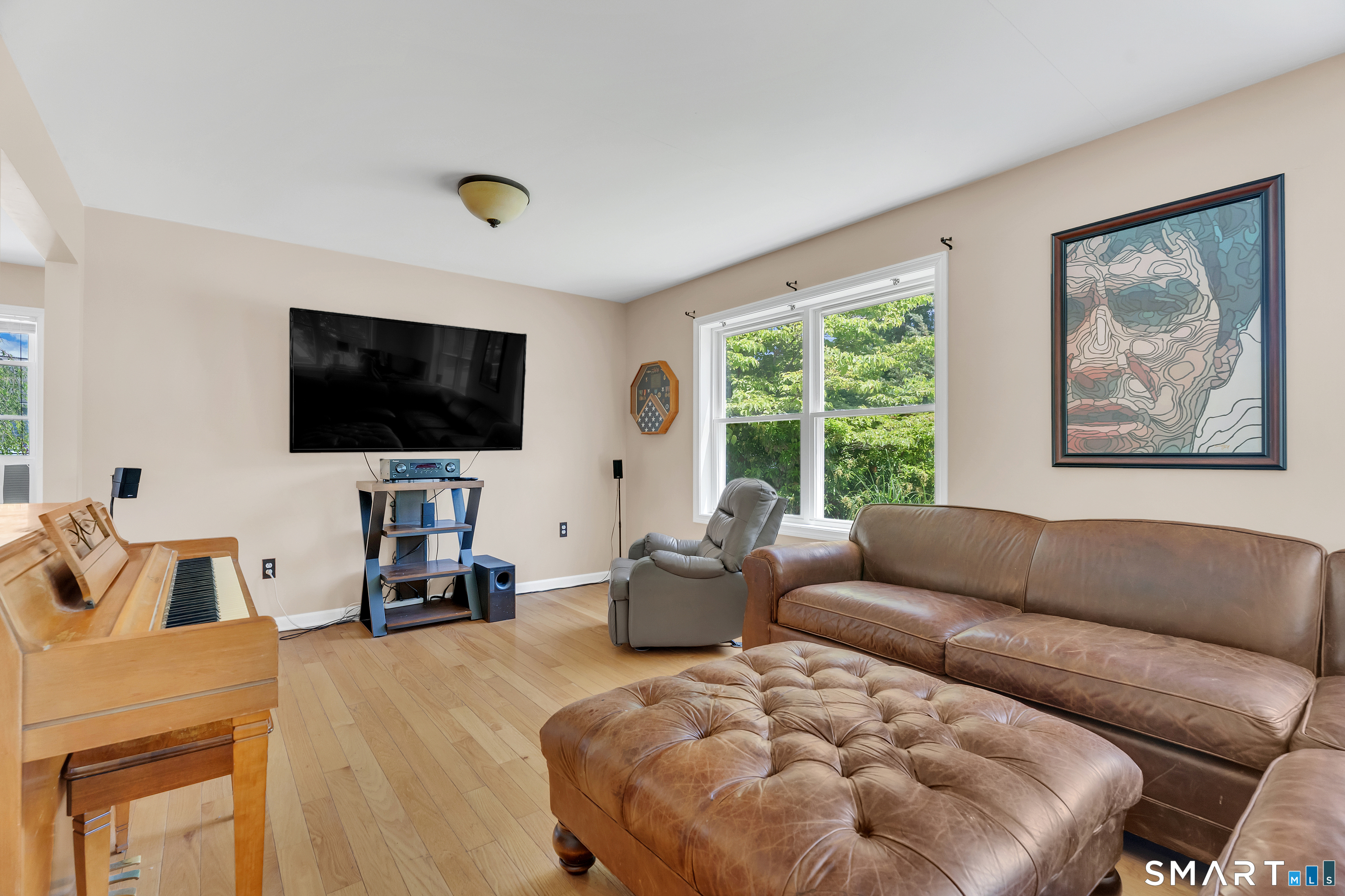 346 Hazelnut Hill Road Groton, CT 06340 - Photo 10 of 29