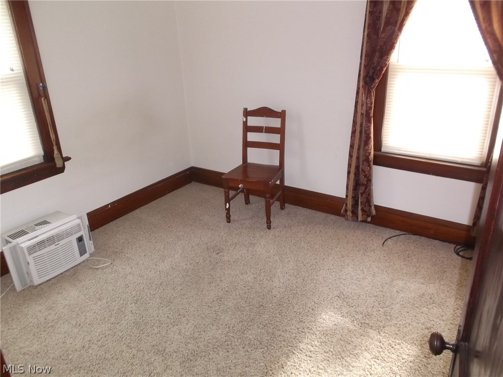 4143 Valley Road Cleveland, OH 44109 - Photo 17 of 28