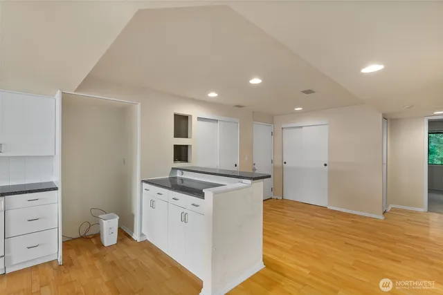 $345,000 | 908 East Bay Drive Northeast, Unit 203, Olympia, WA 98506