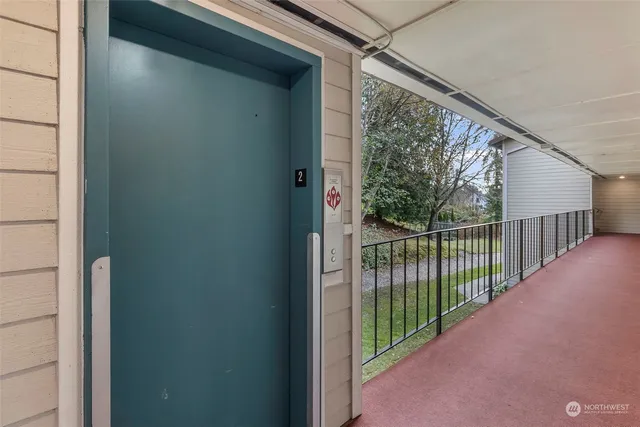 $345,000 | 908 East Bay Drive Northeast, Unit 203, Olympia, WA 98506