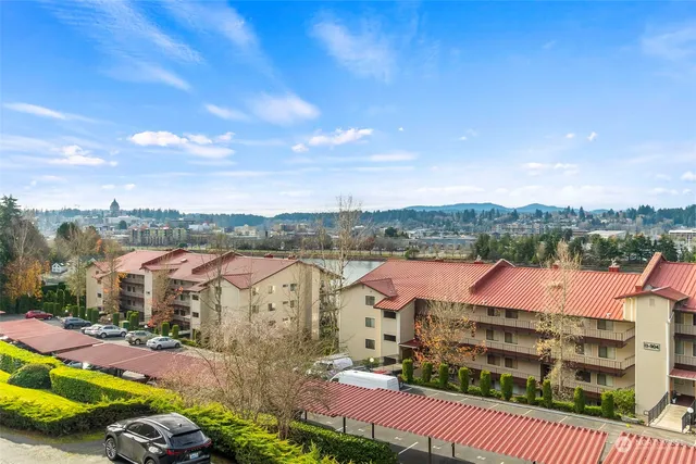 $345,000 | 908 East Bay Drive Northeast, Unit 203, Olympia, WA 98506