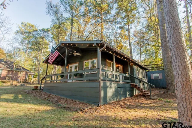 a view of outdoor space yard and patio